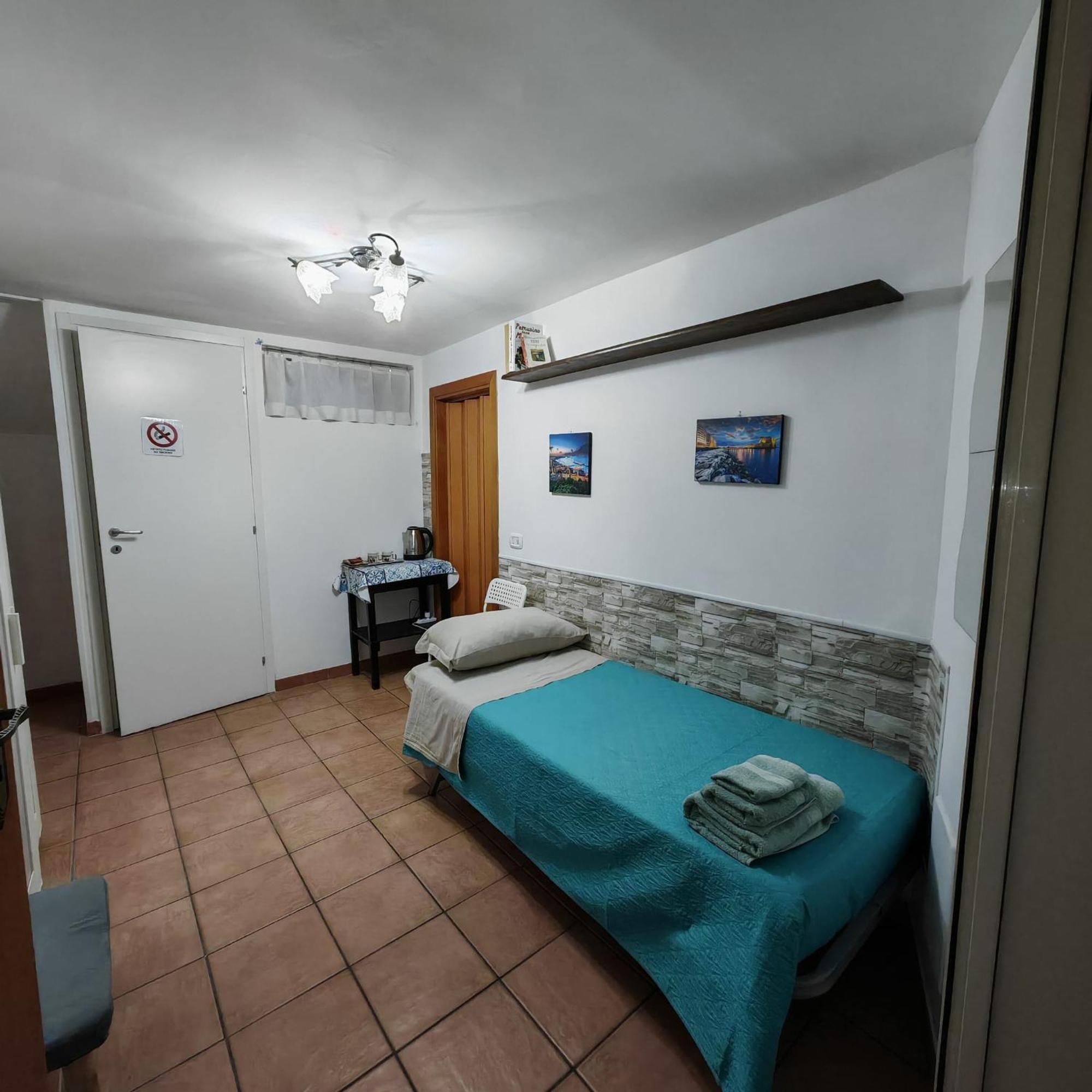 The Second Floor Otel Napoli Dış mekan fotoğraf
